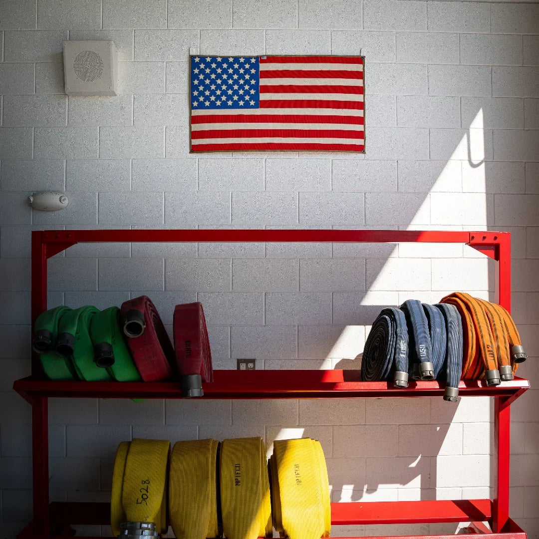 Bandera americana - Manguera de bomberos